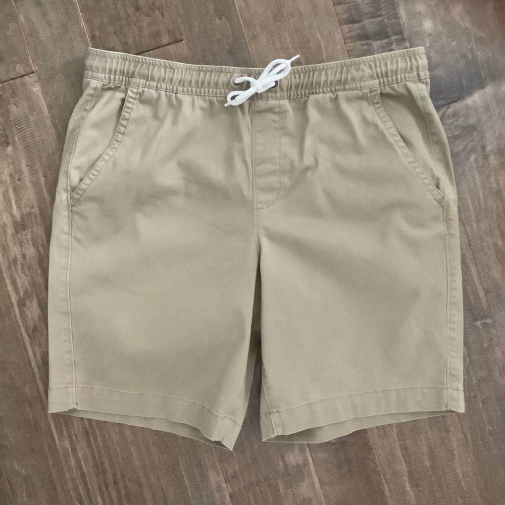 Urban Pipeline Khaki Shorts with Drawstring